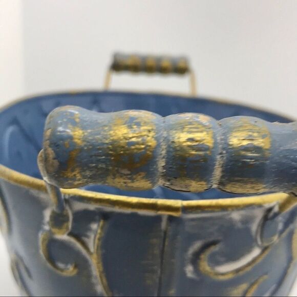 Periwinkle Gold Scroll Planter with Handles Organizer - Picture 13 of 13